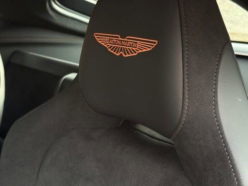 New 2025 Aston Martin V8 Vantage Coupe image 5