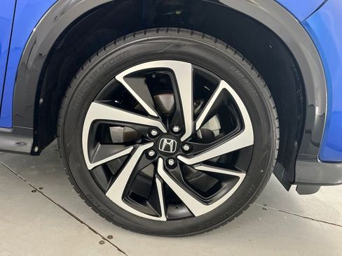 Used 2019 Honda HR-V Sport image 18