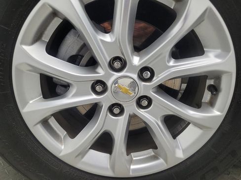 Used 2020 Chevrolet Equinox LS w/ LS Convenience Package image 31