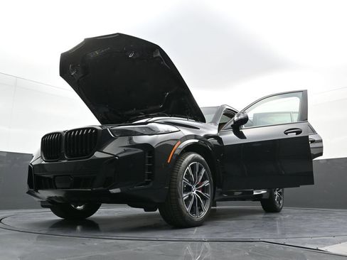 New 2026 BMW X5 xDrive50e w/ M Sport Package image 40