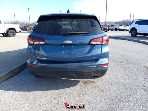 Used 2024 Chevrolet Equinox LS w/ LS Convenience Package image 9