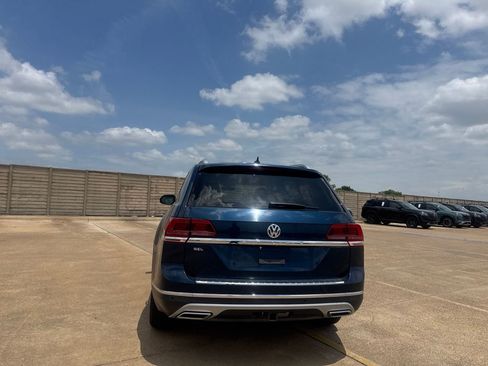 Used 2020 Volkswagen Atlas SEL FWD image 18
