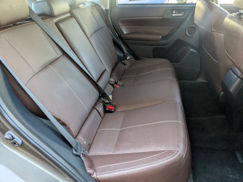 Used 2017 Subaru Forester 2.5i Touring AWD/4WD image 23