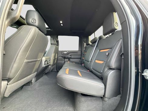 Used 2020 GMC Sierra 2500 AT4 w/ AT4 Premium Package AWD/4WD image 26
