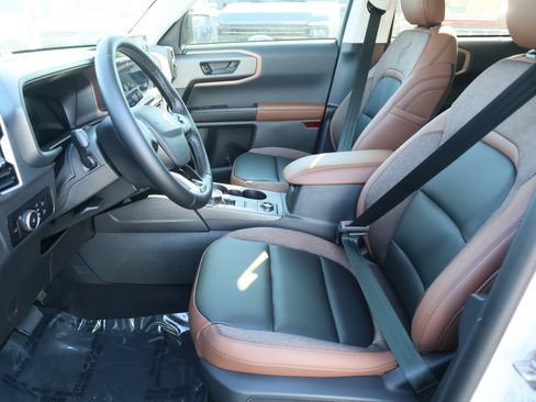 New 2025 Ford Bronco Sport Outer Banks w/ Outer Banks Tech Package+ image 16