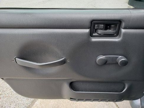 Used 2003 Jeep Wrangler Sport image 12