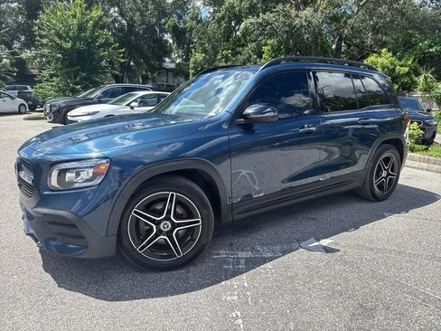 Used 2022 Mercedes-Benz GLB 250 image 4