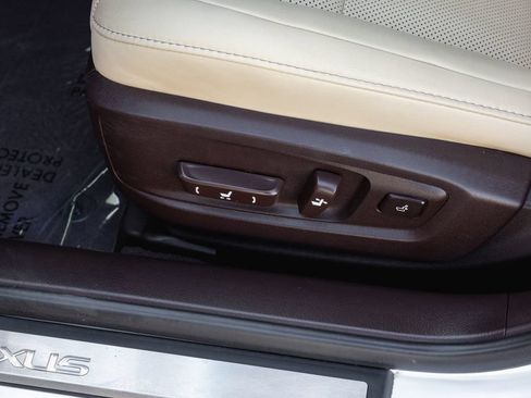 Used 2018 Lexus ES 350 w/ Premier Package FWD image 13