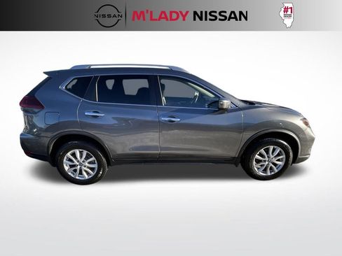 Used 2020 Nissan Rogue S w/ Special Edition Package image 4