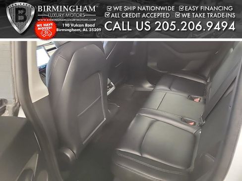 Used 2021 Tesla Model Y Long Range image 2