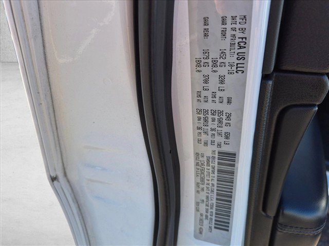 Used 2019 Jeep Grand Cherokee Limited AWD/4WD image 16