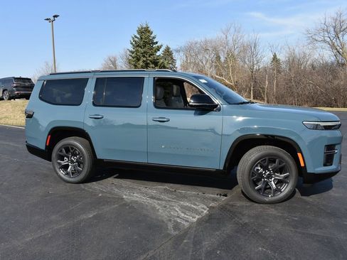 New 2026 Jeep Grand Wagoneer Limited w/ Premium Group II AWD/4WD image 4