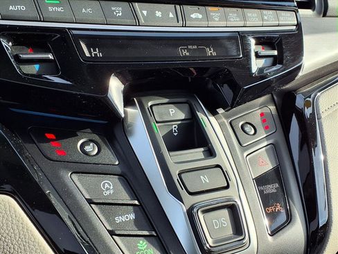 Certified 2025 Honda Odyssey Touring image 22