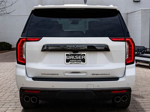 Used 2023 GMC Yukon Denali Ultimate image 7
