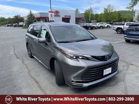New 2026 Toyota Sienna Platinum AWD/4WD image 1