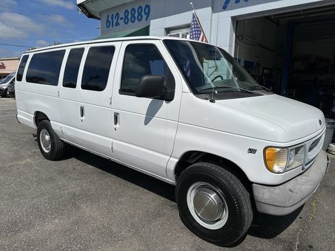 Used 1999 Ford E-350 and Econoline 350 XL RWD image 4