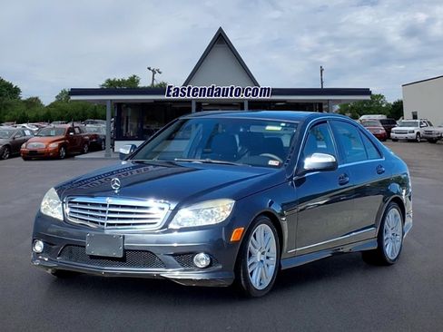 Used 2009 Mercedes-Benz C 300 4MATIC Sedan image 1