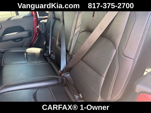 Used 2021 Jeep Wrangler Unlimited Sahara w/ Cold Weather Group AWD/4WD image 24