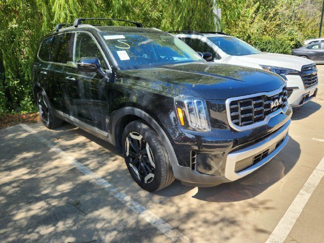 Certified 2024 Kia Telluride S w/ S Sunroof Package AWD/4WD image 1