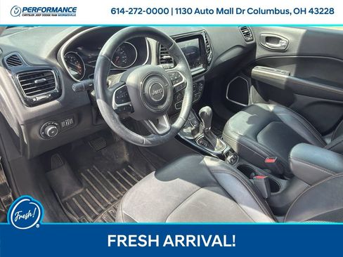 Used 2018 Jeep Compass Limited w/ Navigation Group AWD/4WD image 11