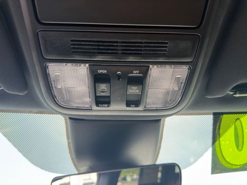Used 2024 Honda Odyssey Sport image 26