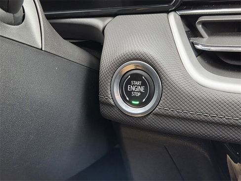 Used 2025 Chevrolet TrailBlazer LT w/ Driver Confidence Package image 33