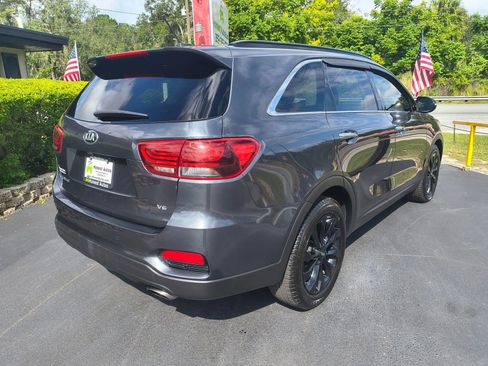 Used 2020 Kia Sorento S image 7
