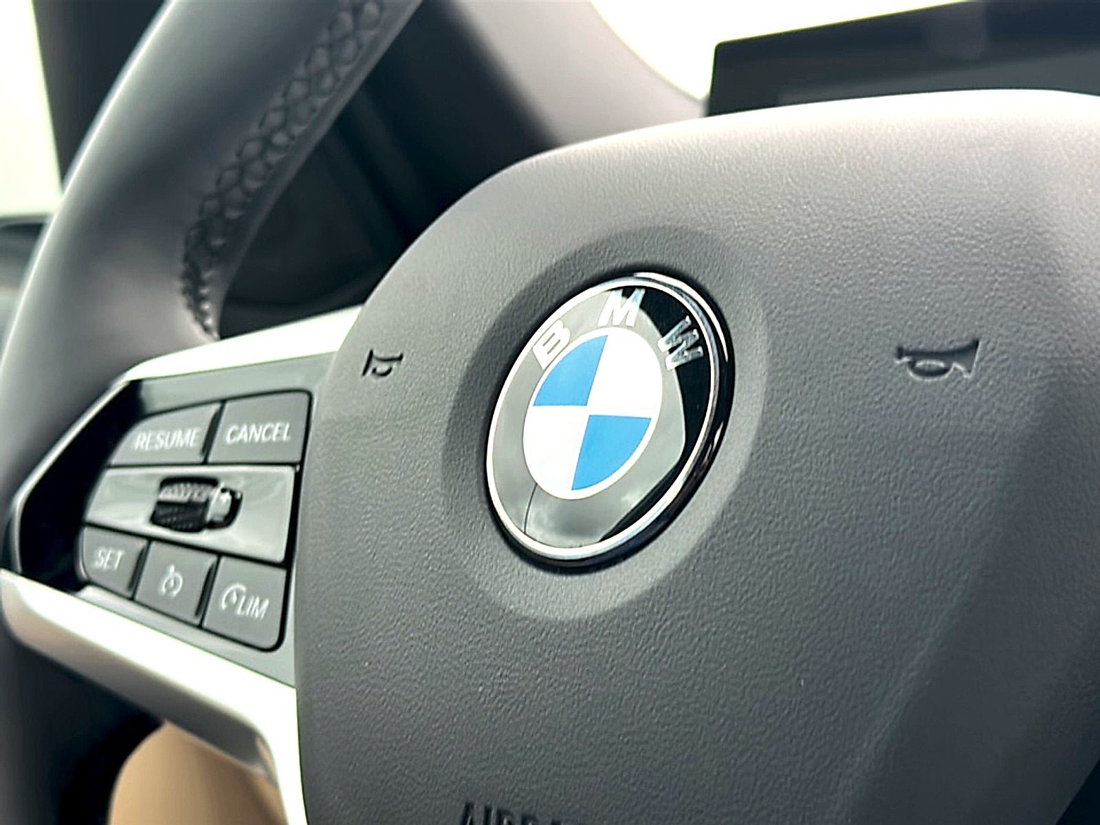 New 2026 BMW 330i Sedan w/ Premium Package RWD image 21