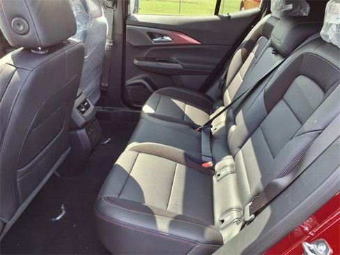 New 2025 Chevrolet Equinox EV RS image 11