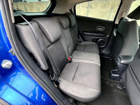 Used 2021 Honda HR-V EX image 19