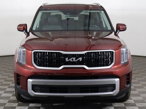 Used 2023 Kia Telluride EX X-Line image 14