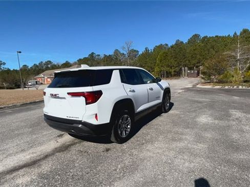 Used 2025 GMC Terrain Elevation image 11