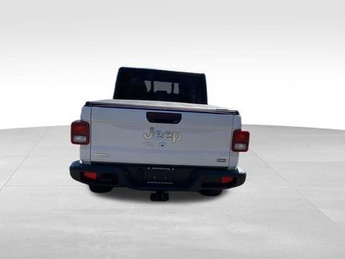Used 2023 Jeep Gladiator Overland w/ Popular Equipment Package AWD/4WD image 9