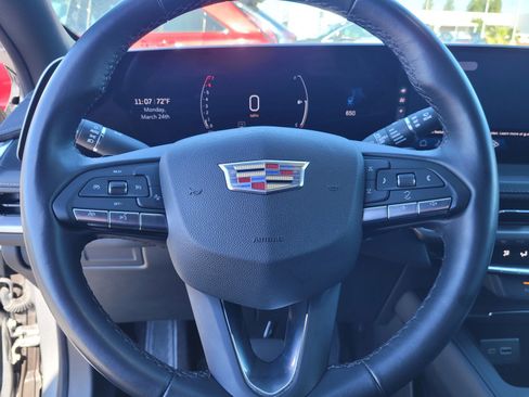 Certified 2024 Cadillac XT4 Premium Luxury image 23