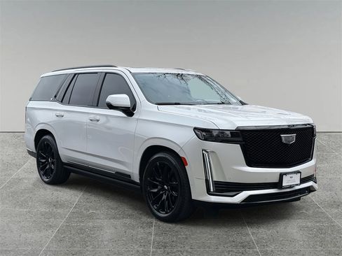 Used 2021 Cadillac Escalade Sport Platinum image 9