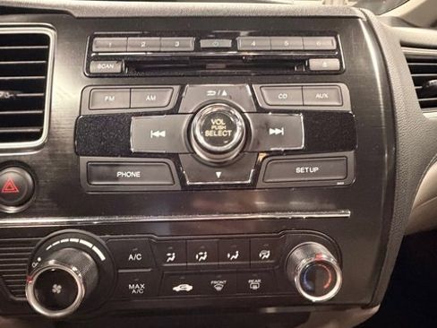 Used 2013 Honda Civic LX image 8