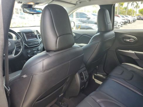 Used 2021 Jeep Cherokee Latitude Lux image 10