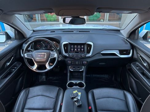 Used 2022 GMC Terrain SLT image 21