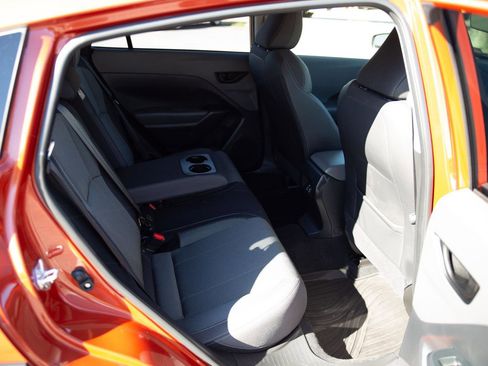 Used 2024 Subaru Crosstrek 2.0i Premium w/ Crosstrek Mirror Package image 23