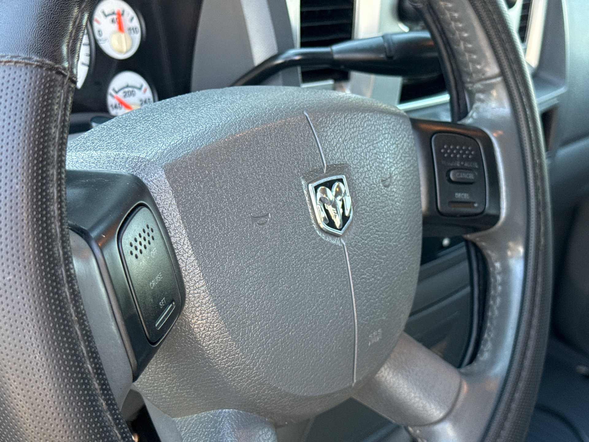Used 2009 Dodge Ram 2500 Truck SLT w/ Popular Equipment Group AWD/4WD image 30
