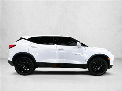 Used 2023 Chevrolet Blazer LT FWD image 5