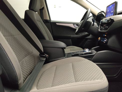 Used 2020 Ford Escape SE FWD image 21