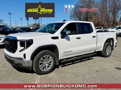 Used 2024 GMC Sierra 1500 Pro w/ Pro Value Package