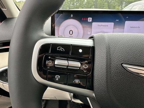New 2026 Genesis GV70 2.5T Advanced AWD/4WD image 28