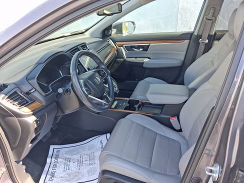 Used 2021 Honda CR-V Touring image 4
