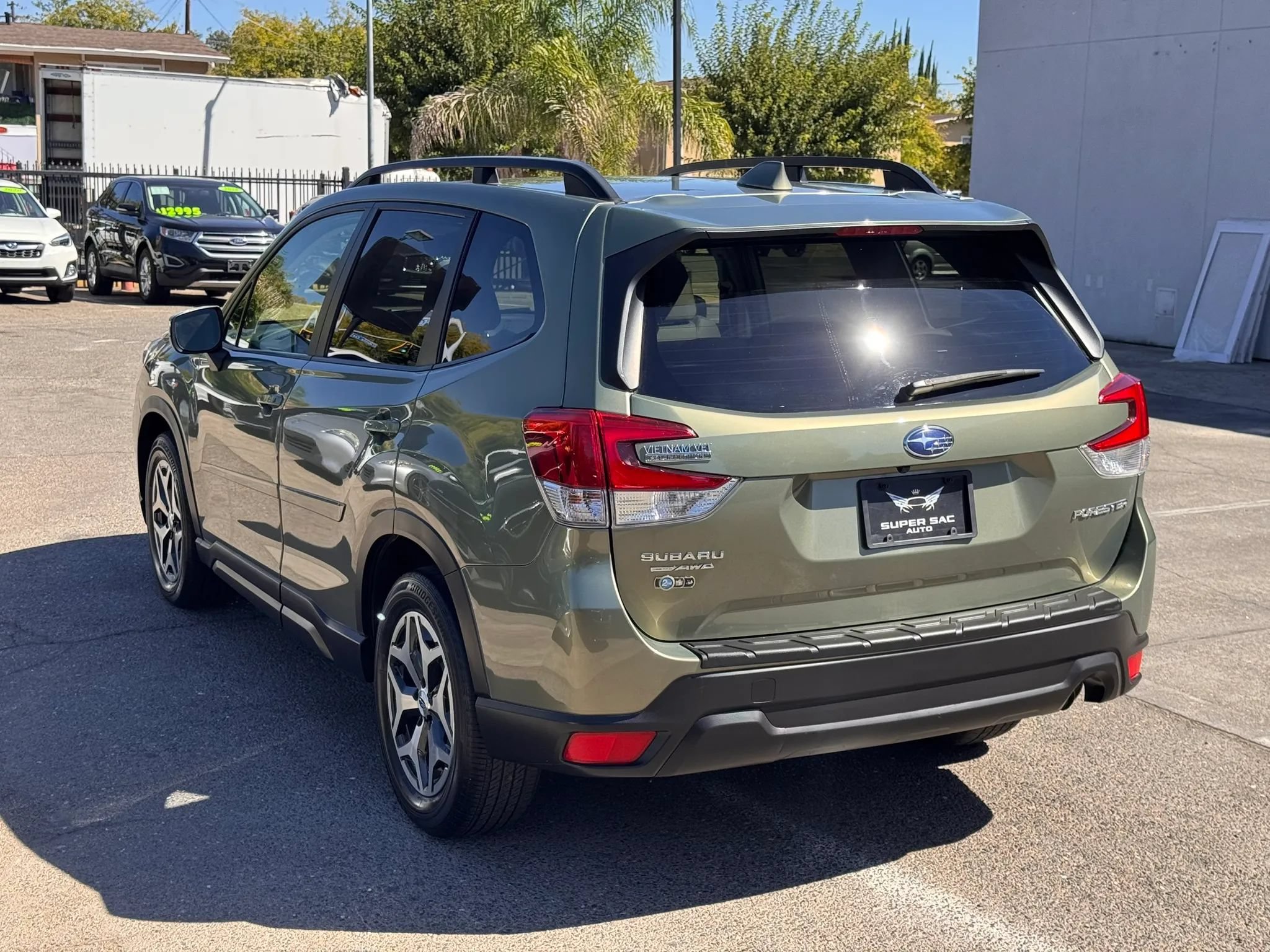 Used 2019 Subaru Forester Premium AWD/4WD image 4