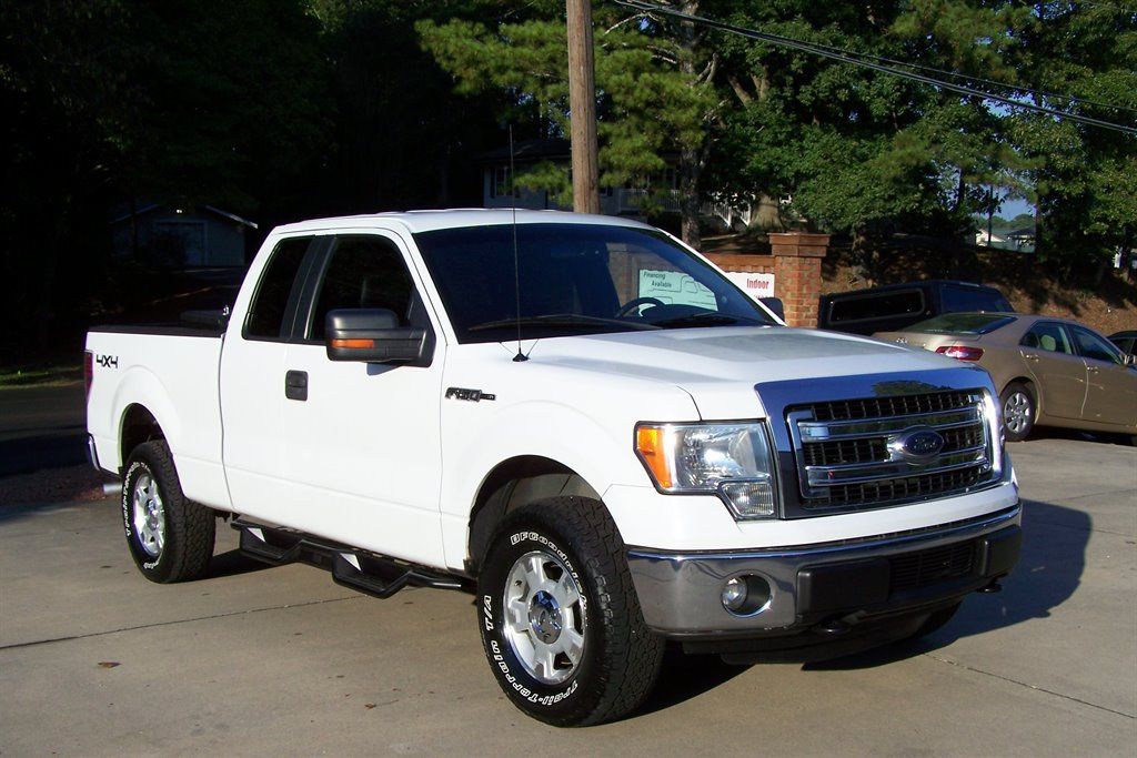 Used 2014 Ford F150 XLT w/ XLT Convenience Package AWD/4WD image 3
