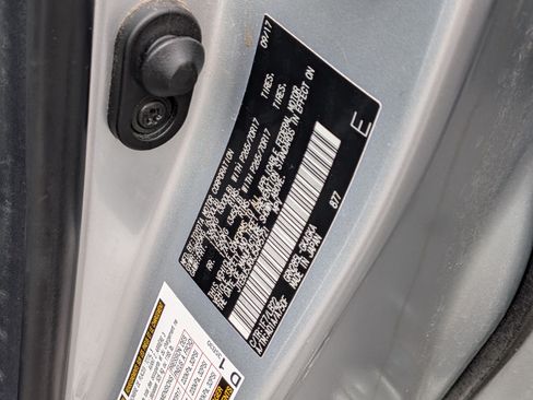 Used 2018 Toyota 4Runner SR5 Premium AWD/4WD image 32