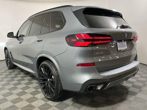 New 2026 BMW X5 xDrive40i w/ M Sport Package image 8
