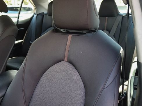 Used 2019 Toyota Camry LE FWD image 25